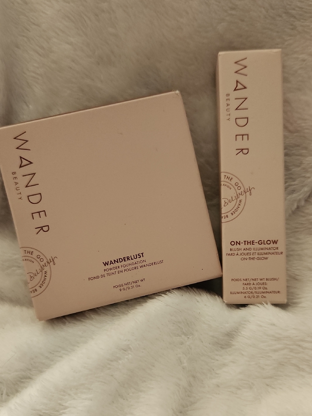 Wander Beauty On-The-Glow Blush & Illuminator Duo in Soft Pink Packaging